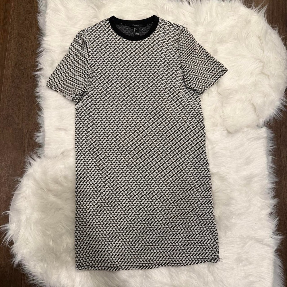 Forever 21 Black and White Mini Dress